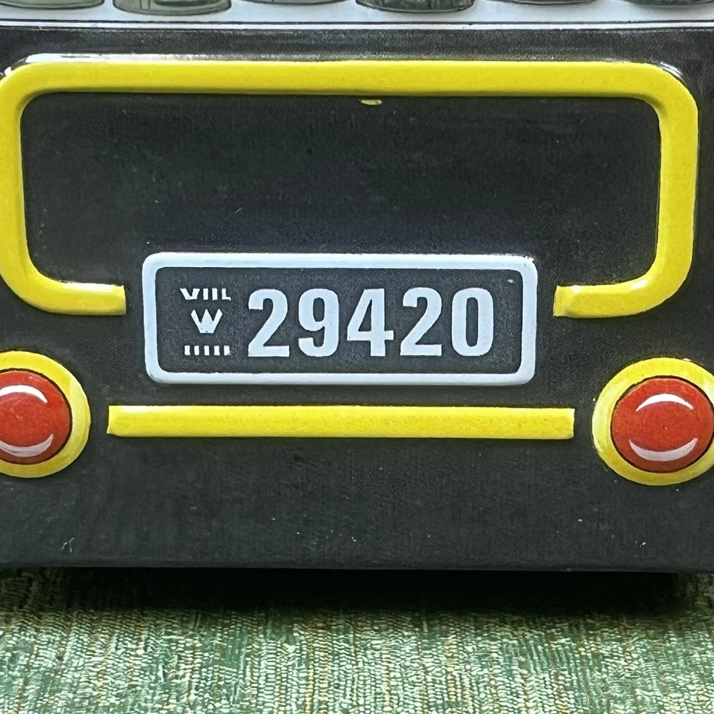 Hershey's Chocolate Company Milk Truck Collector Tin Canister‎ #1 from 2000